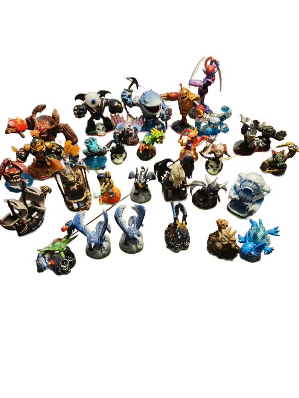 Skylander Bundle of 31 Gaming Figures